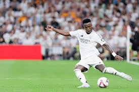 海星直播APP：泰山队中超首胜不乏亮点 克雷桑依旧是唯一真核.